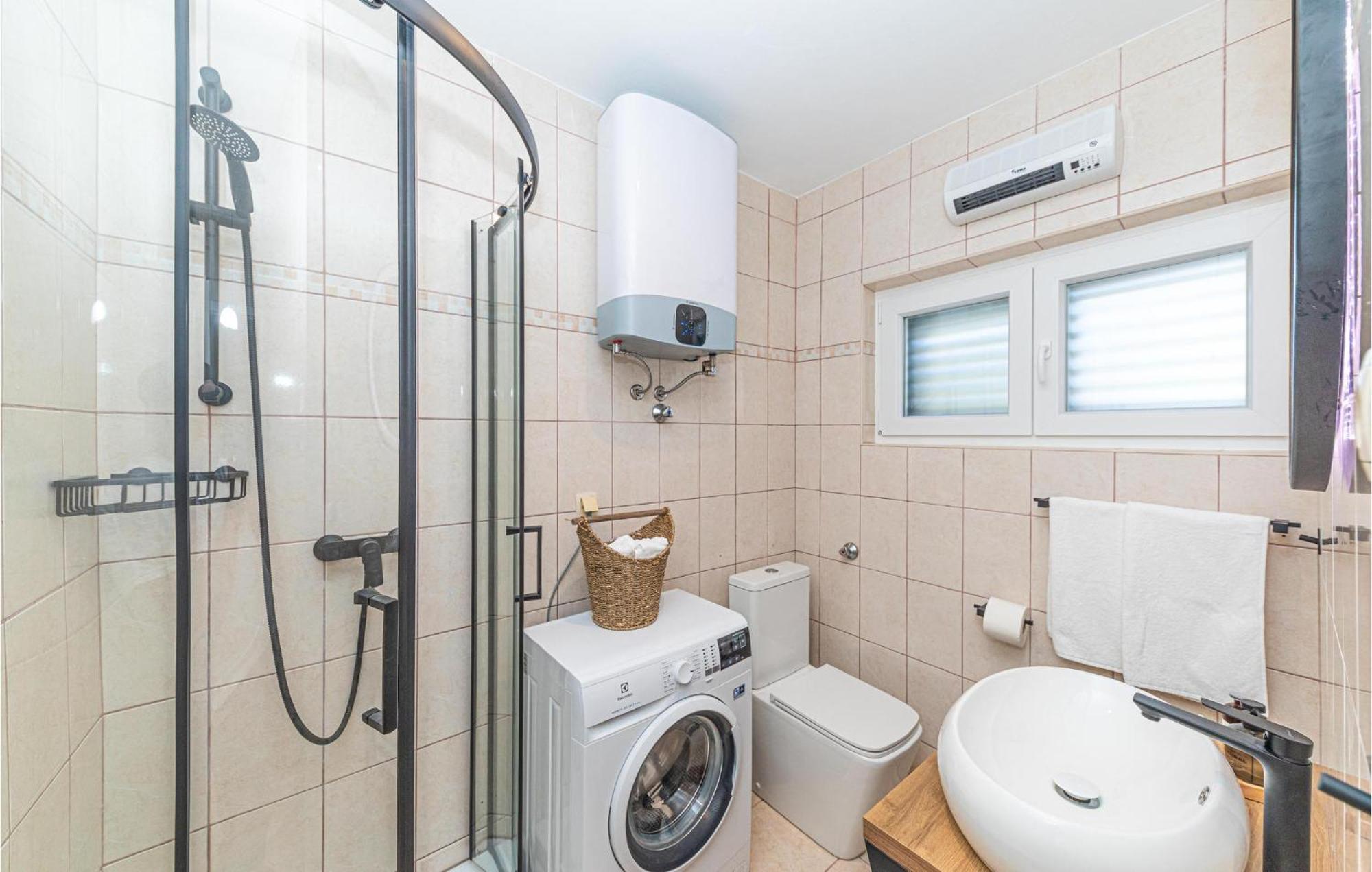 3 Bedroom Lovely Home In جادريغا المظهر الخارجي الصورة